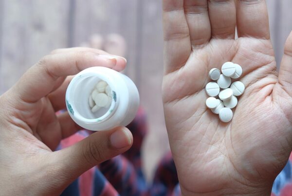 The medication’s half-life (time for half the drug to leave your bloodstream) ranges from 15 to 22 hours.